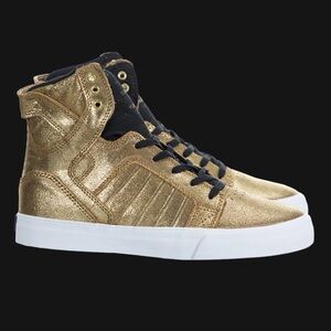 Supra 👑 skytop size 3.5 gold high tops